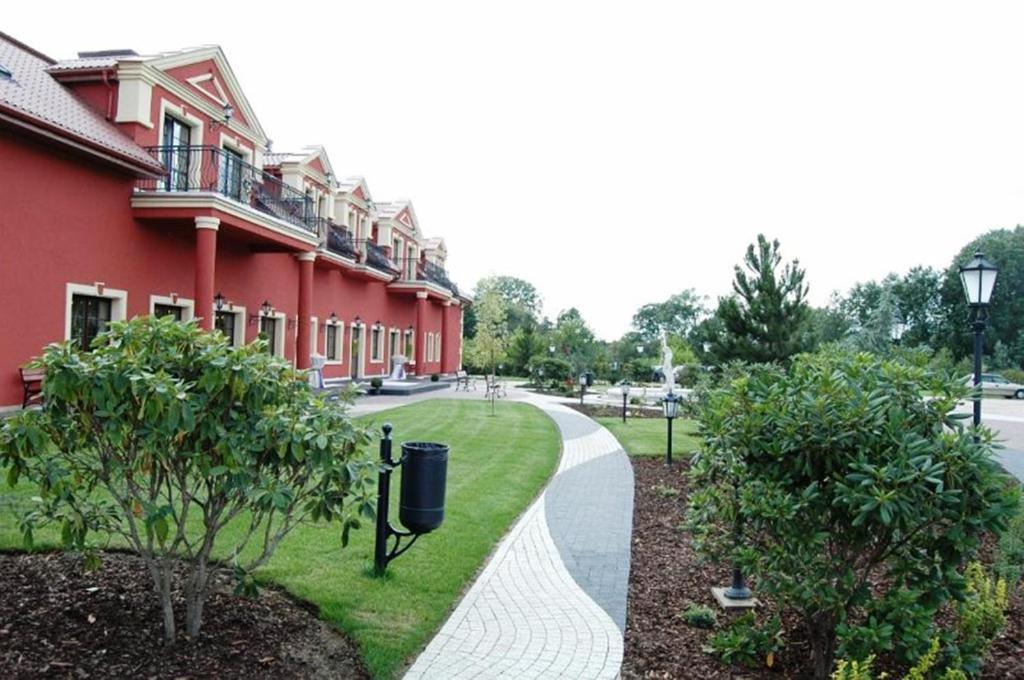 Hotel Milord Pułtusk Exterior foto