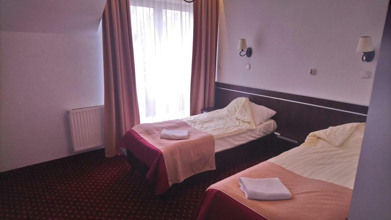 Hotel Milord Pułtusk Exterior foto